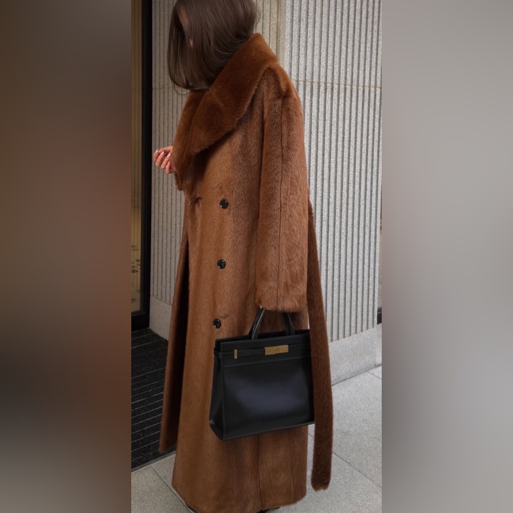 The Frankie Shop | Joni Faux Fur Coat | M - Picture 6 of 11